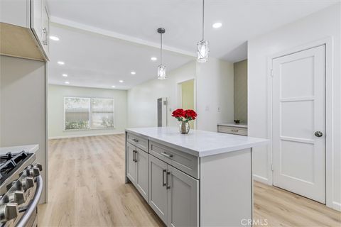 12155 Dunrobin Downey CA 90242