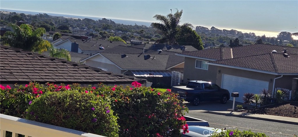 West of 101(1000) - Residential