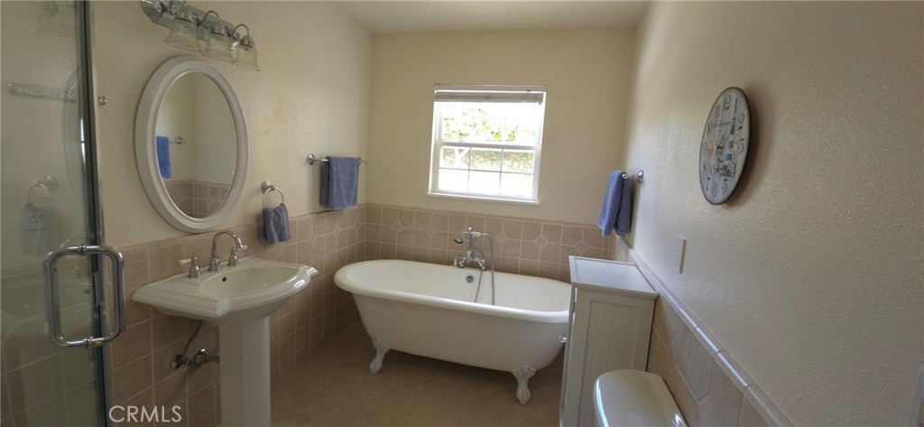 West of 101(1000) - Residential