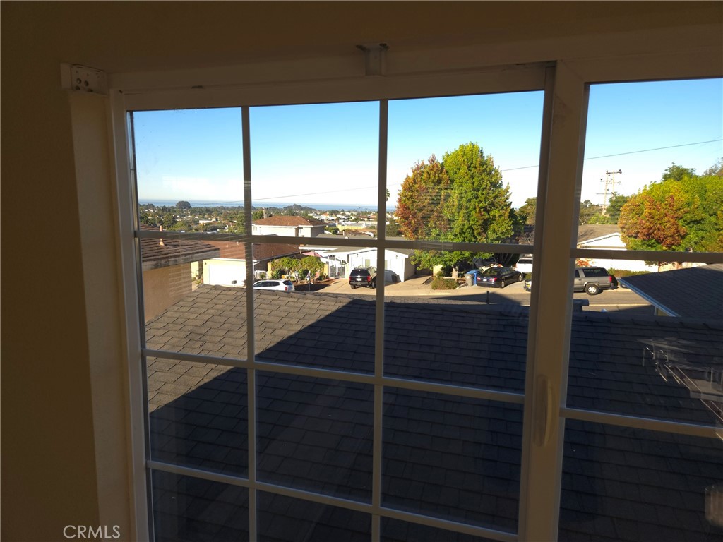 West of 101(1000) - Residential