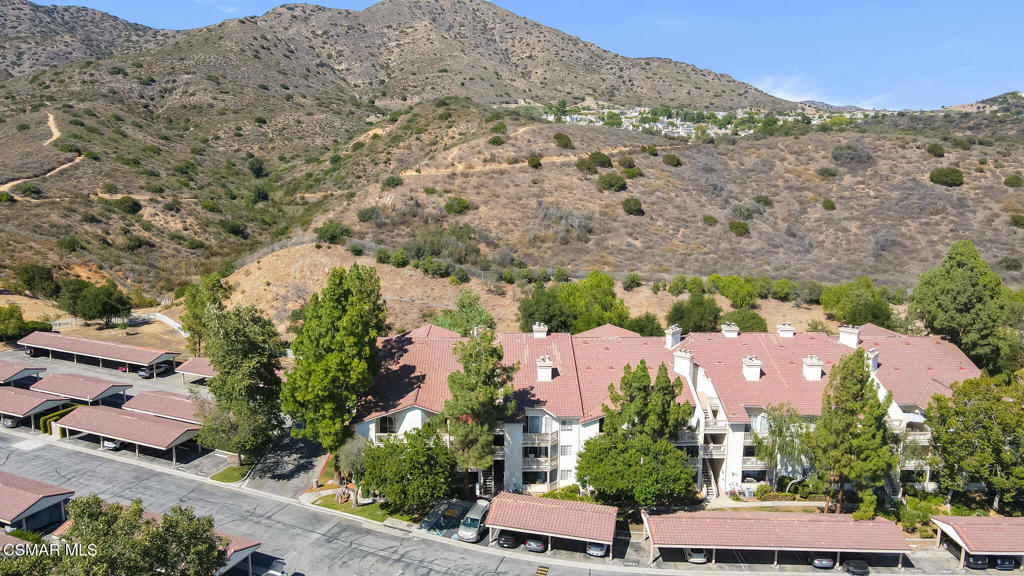 Shadow Ridge-833 - 833 - Residential
