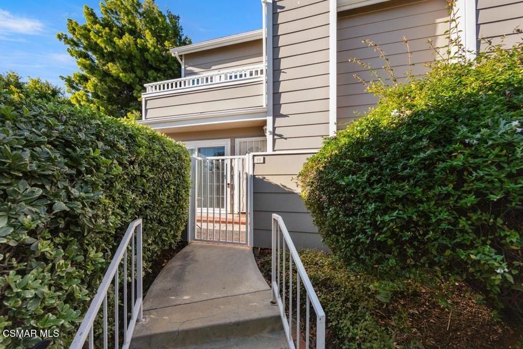 Photo of 3918 Cochran Street #19, Simi Valley, CA 93063 (MLS # 226000293)