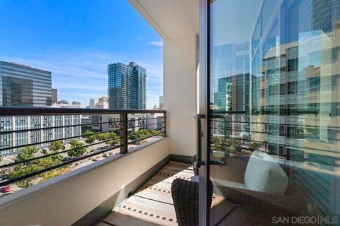 Photo of 425 W Beech Street St #1201, San Diego, CA 92101 (MLS # 260011304SD)