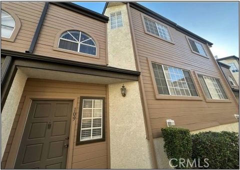 Photo of 7658 Topanga Canyon, Canoga Park, CA 91304 (MLS # SR25263885)
