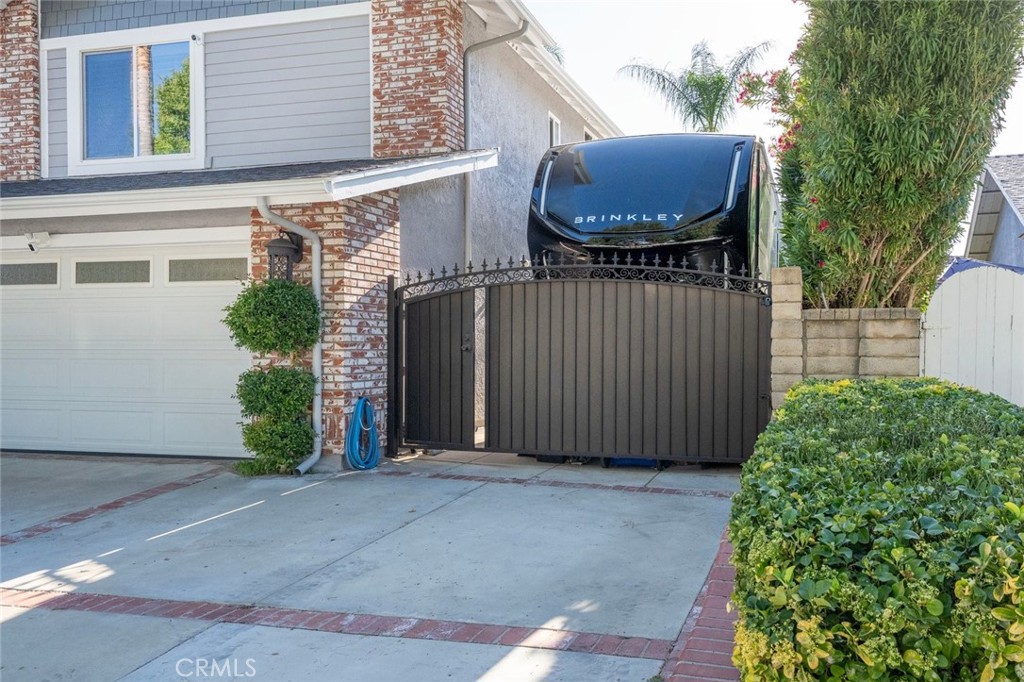 25823 Lochmoor