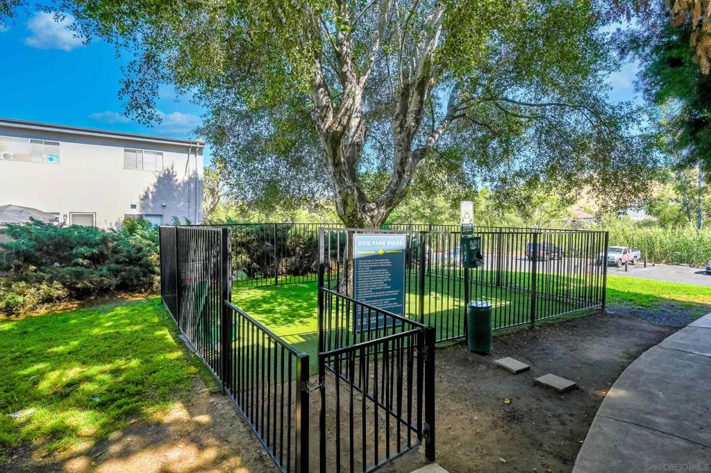 12425 Oak Knoll Road