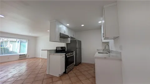 1422 Peckham Street Unit A, Fullerton, CA 92833 - MLS#: PW26038943