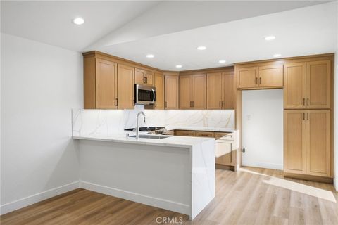 Photo of 17333 Brookhurst St, Fountain Valley, CA 92708 (MLS # SW26056107)