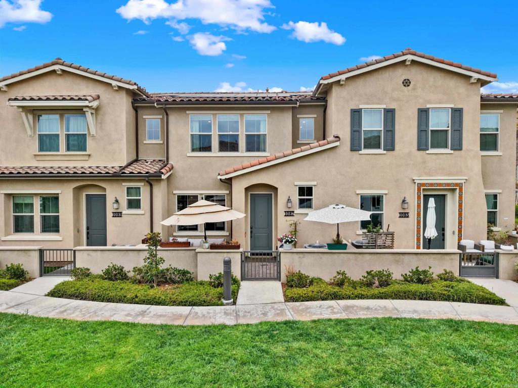 1087 Delpy View