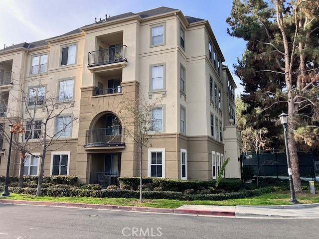 3134 Watermarke Place