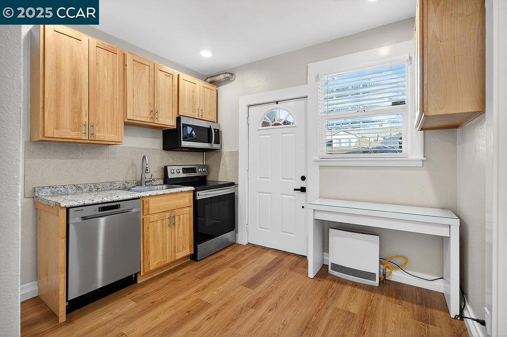 PILL HILL - Residential Lease