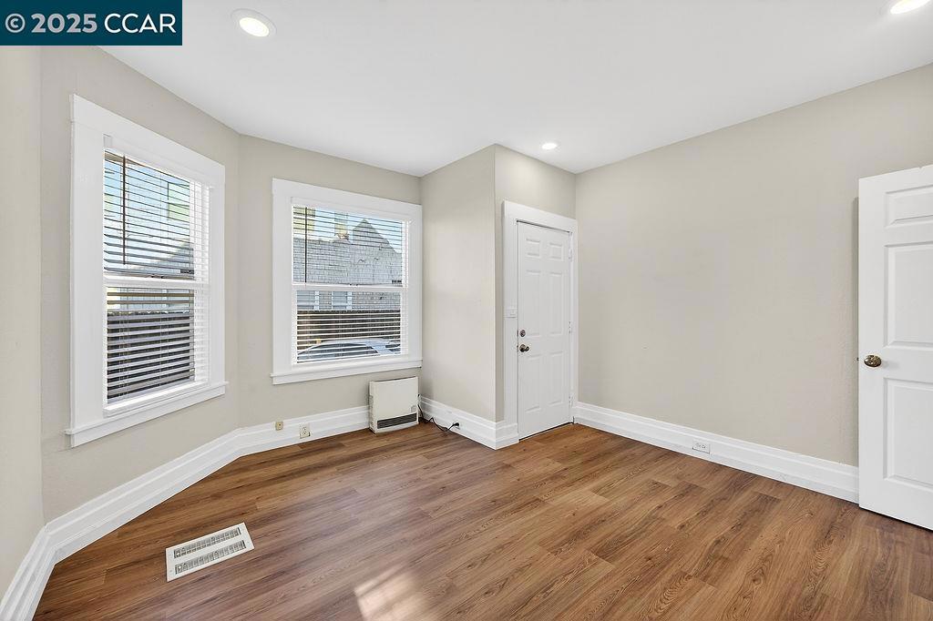 PILL HILL - Residential Lease