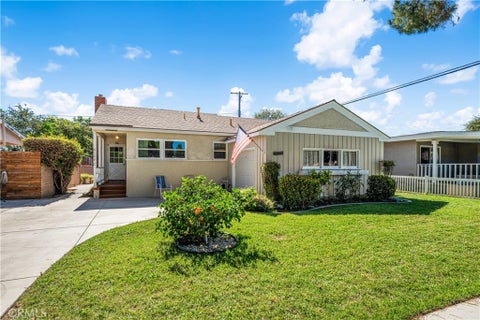 Photo of 6108 E Keynote Street, Long Beach, CA 90808 (MLS # PW26223941)