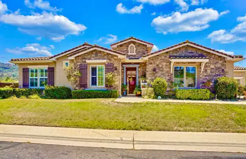 MLS: 260019036SD