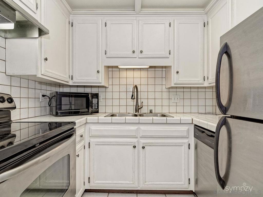 La Jolla - Residential Lease