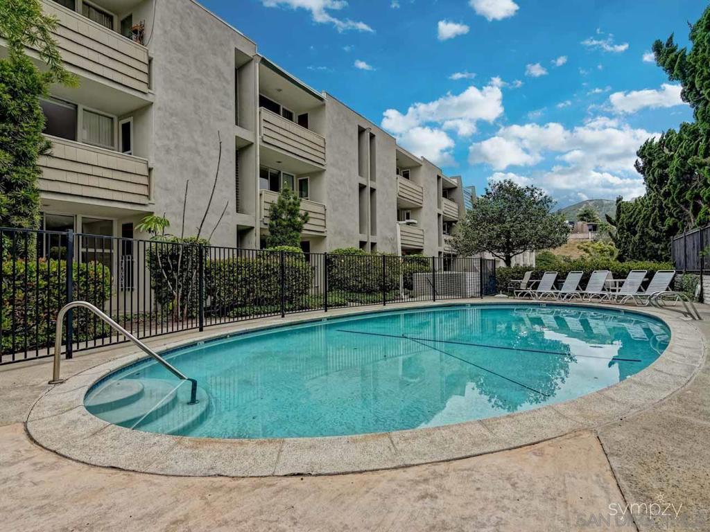 UNFURNISHED, LONG-TERM PREFERRED. AVAILABLE SEPTEMBER 1ST! WEST FACING 3RD FLOOR DESIREABLE LA JOLLA SHORES CONDOMINIUM! LA JOLLA SCHOOLS! WELL SITUATED WITH POOL, LAUNDRY, BBQ AREAS. ELEVATOR/STAIRS AND ASSIGNED PARKING IN CLOSE PROXIMITY. SOLEDAD MOUNTAIN VIEWS FROM LARGE BALCONY! STAINLESS APPLIANCES, BEDROOM WOOD-LIKE VINYL FLOORING, GATED ENTRY, ELEVATOR, GUEST PARKING, BBQ AREA, LARGE COMMON LAUNDRY ROOM. EASY ACCESS TO UCSD, BEACHES, LA JOLLA VILLAGE, SHOPPING, RESTAURANTS AND FREEWAYS! HOA PAINTED AND INSTALLED NEW LAUNDRY MACHINES IN 2020. ADDITIONAL HOA SECURITY DEPOSIT $500 INCLUDED IN SECURITY DEPOSIT DUE AT MOVE-IN RETURNED AT MOVE-OUT. NO SMOKING. NO PETS. GATED COMMUNITY. SITUATED TOWARDS BACK OF BUILDING, AWAY FROM TORREY PINES ROAD