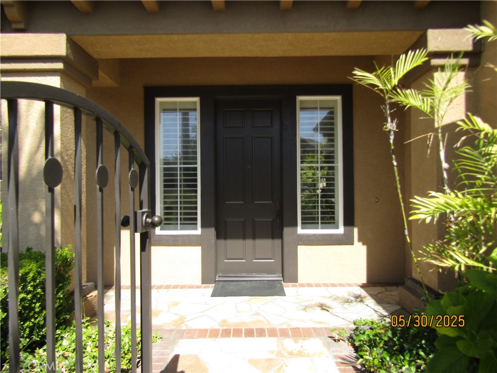 1019 N Sonora Circle