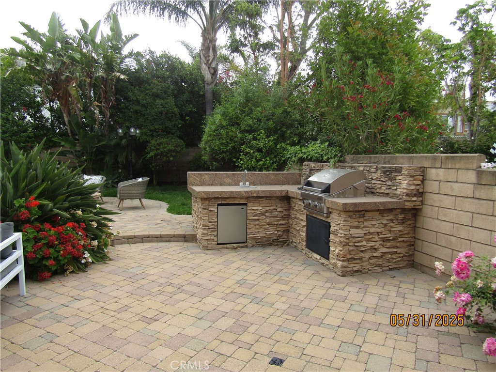 1019 N Sonora Circle