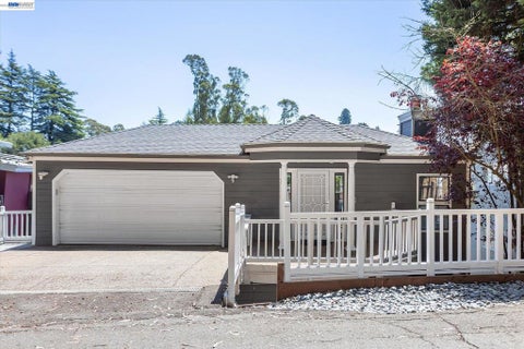 Photo of 7081 Elverton Dr, Oakland, CA 94611 (MLS # 41144717)