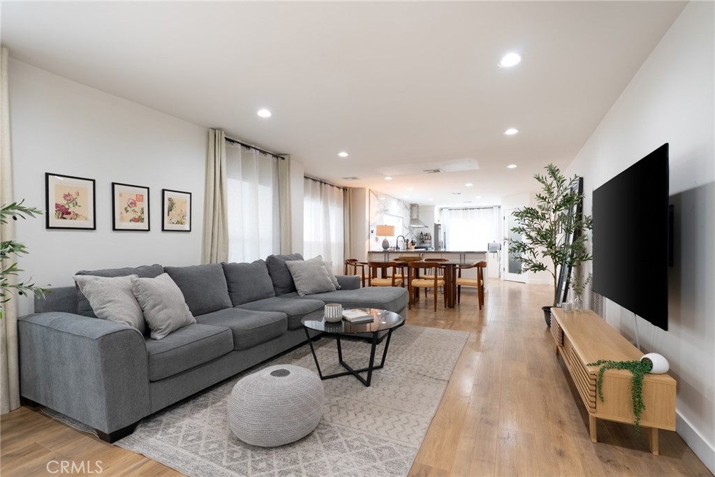 135 N Vendome Street