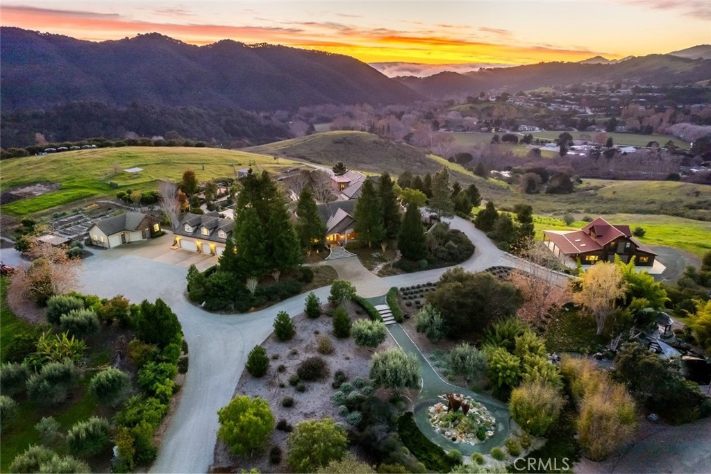 6550 Avila Valley Drive