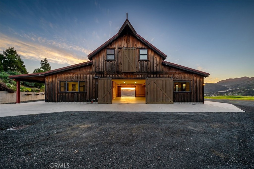 6550 Avila Valley Drive