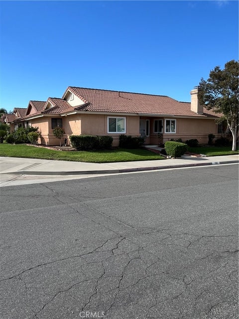 Photo of 765 Rios RD, Hemet, CA 92545 (MLS # IV26227894)
