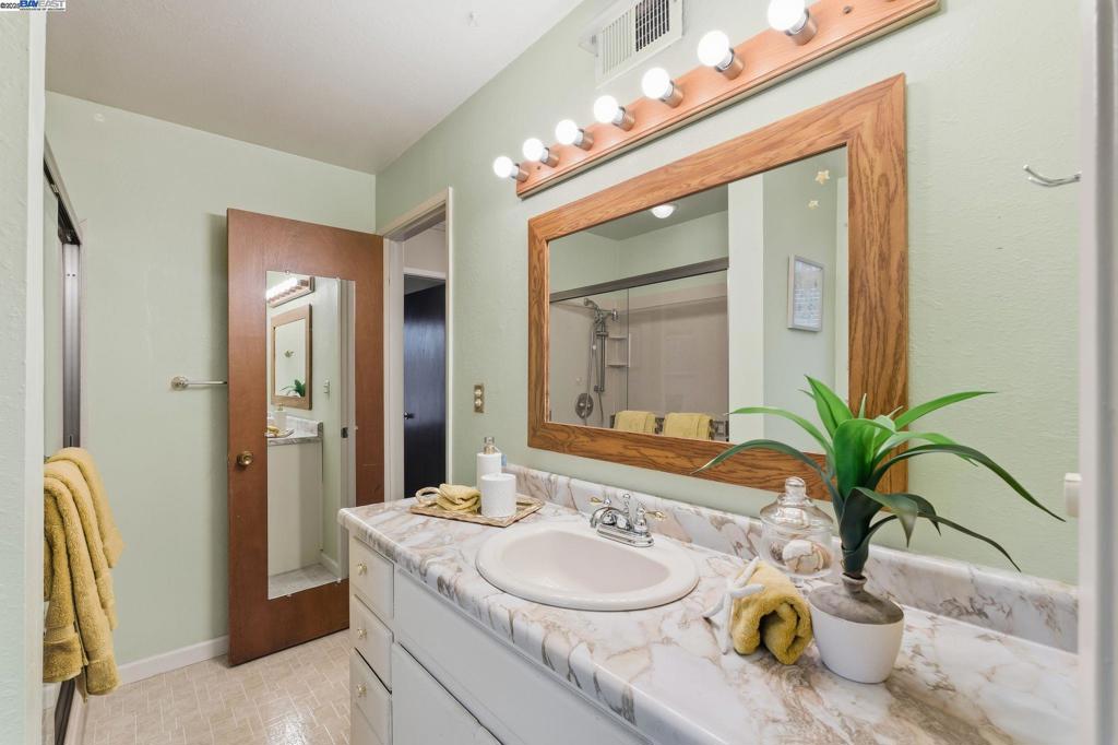 Not Listed - Residential