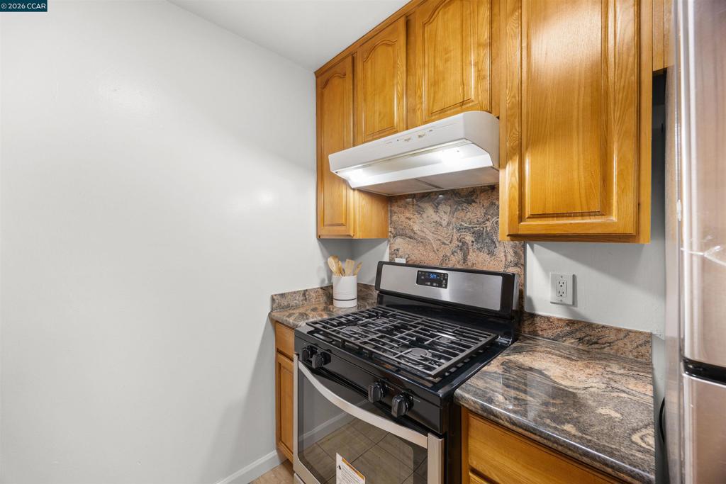 2037 Sierra Rd 2