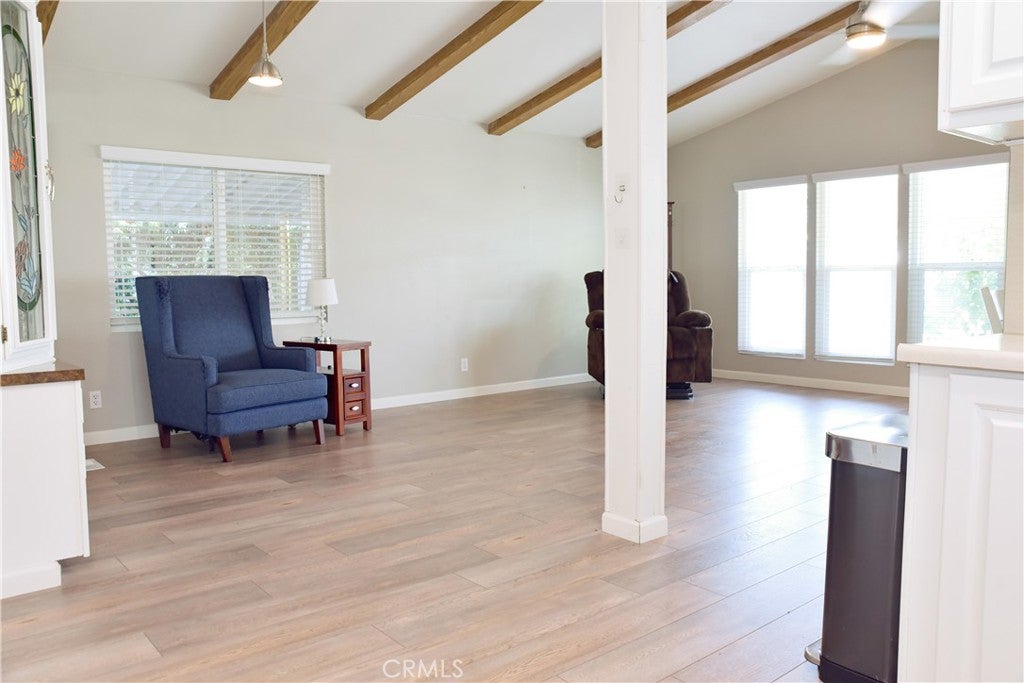 10681 Oak 64
