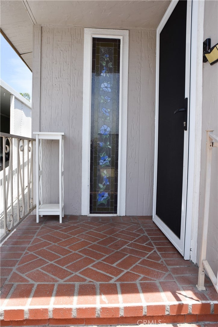 10681 Oak 64