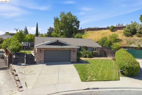 Photo of 1004 Thomas Ct, Antioch, CA 94509 (MLS # 41130177)