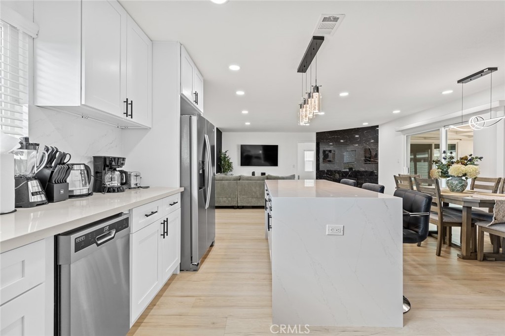 12662 Woodland Lane