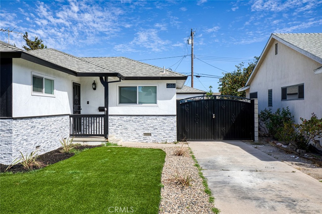 12662 Woodland Lane