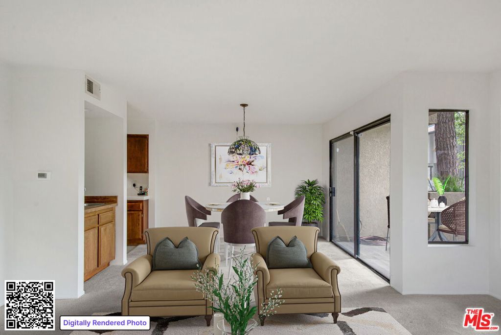 849 E Victoria Street 811