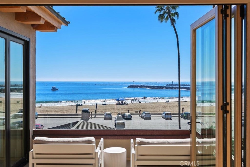 3130 Breakers, Corona Del Mar CA 92625 - Photo 1
