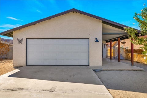 Photo of 6618 Mariposa AVE, 29 Palms, CA 92277 (MLS # JT26215797)