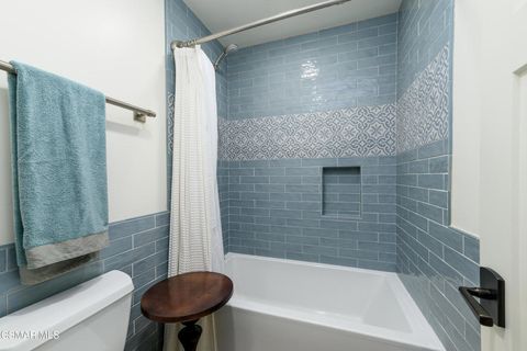 Tiny photo for 818 Caliente Lane, Ventura, CA 93001 (MLS # 225005927)