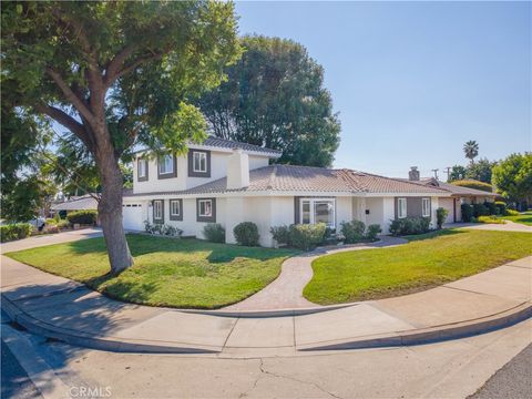 306 Ivy Court Pomona CA 91767
