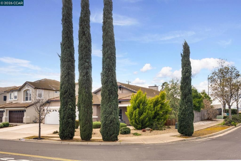 Photo of 434 434 Acacia Dr Ave, Oakley, CA 94561 (MLS # 41124605)