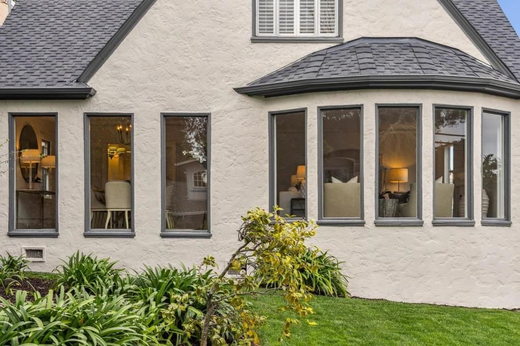 Photo of 2900 Hillside Drive, Burlingame, CA 94010 (MLS # ML82035837)