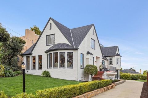 Photo of 2900 Hillside Drive, Burlingame, CA 94010 (MLS # ML82035837)