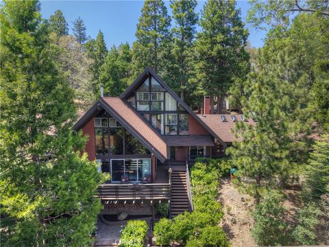 27280 Peninsula Drive Lake Arrowhead CA 92352