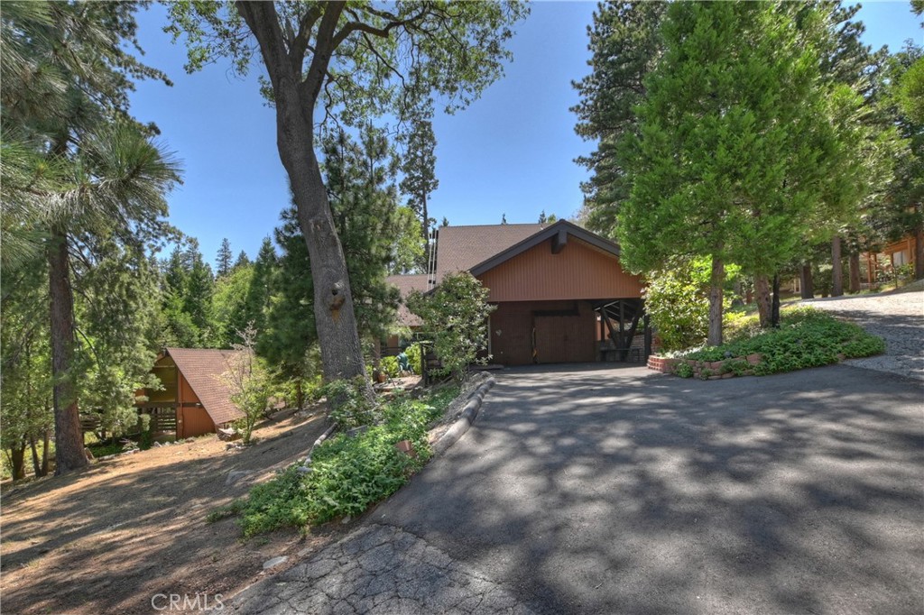 Arrowhead Woods (AWHW) - Residential