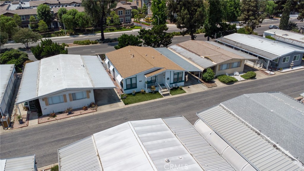 3945 Bradford Street 18