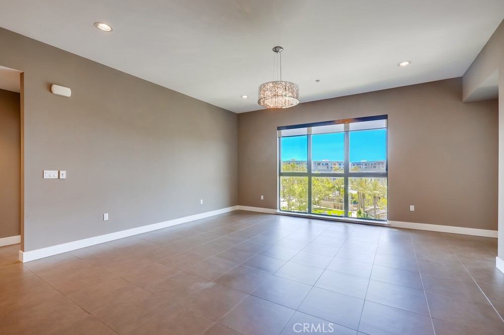 402 Rockefeller 410