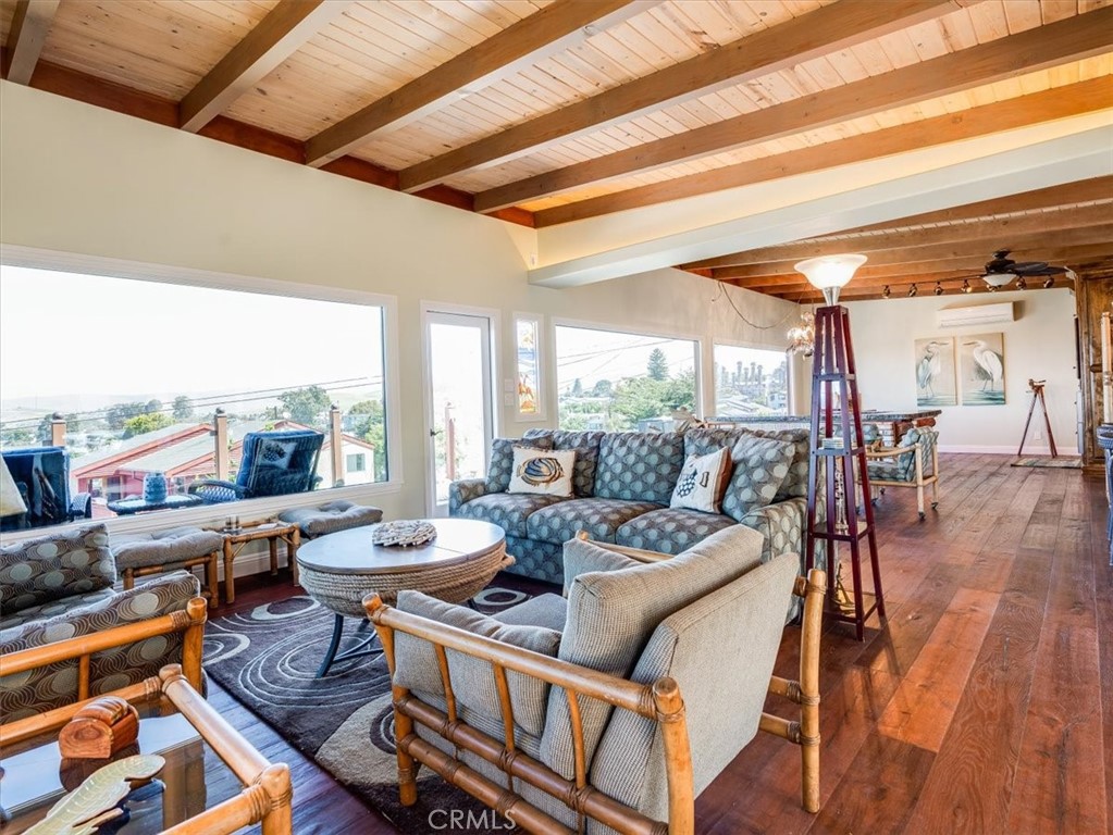 Morro Heights (810) - Residential