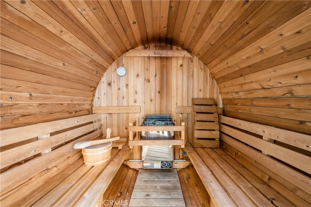 Newport Beach, California 92660, United States, 4 Bedrooms Bedrooms, ,3 BathroomsBathrooms,Residential,Active,159704