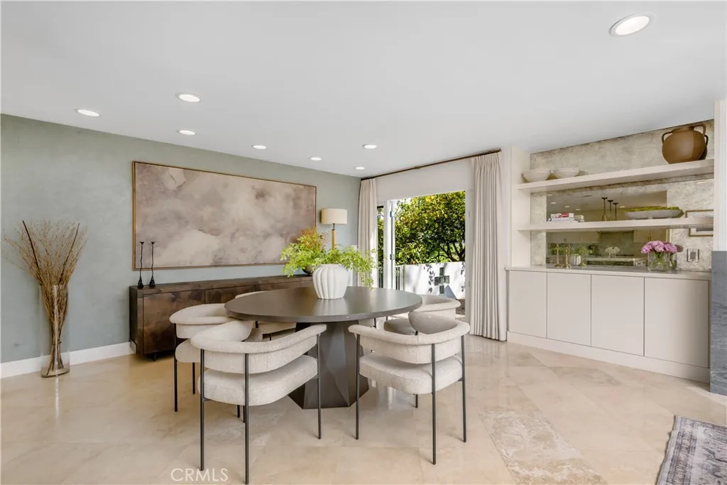 Newport Beach, California 92660, United States, 4 Bedrooms Bedrooms, ,3 BathroomsBathrooms,Residential,Active,159704