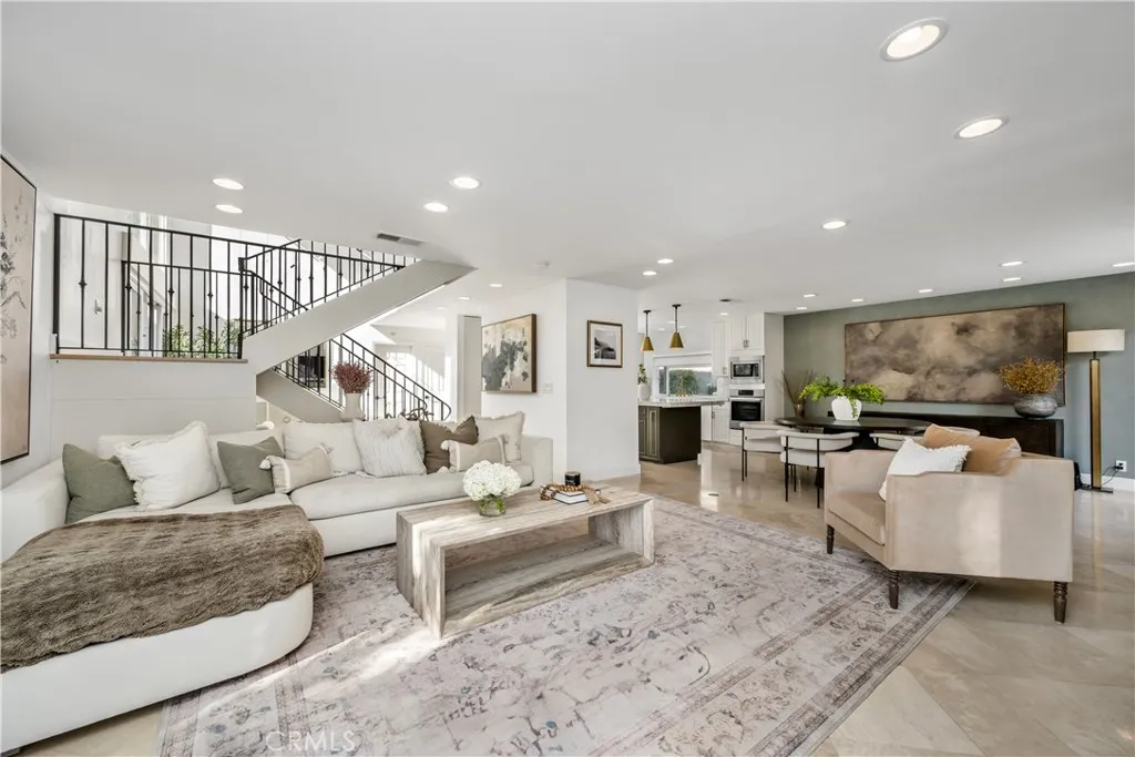 Newport Beach, California 92660, United States, 4 Bedrooms Bedrooms, ,3 BathroomsBathrooms,Residential,Active,159704